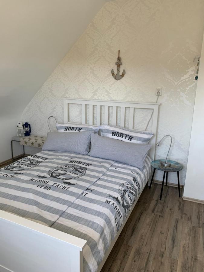 Ferienwohnung Mit Garten In Koeln Zewnętrze zdjęcie