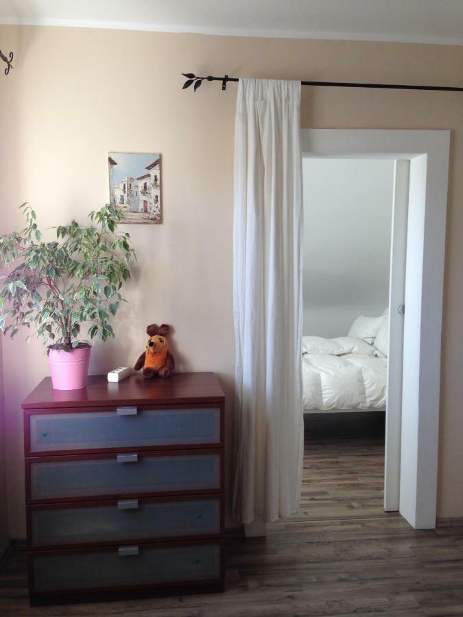 Ferienwohnung Mit Garten In Koeln Zewnętrze zdjęcie
